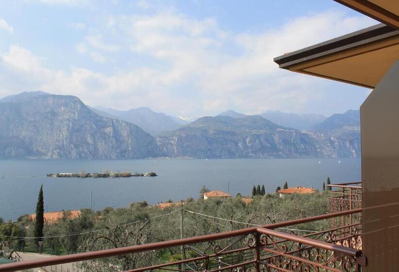 Номер Стандарт Вид на Озеро, Casa Gagliardi