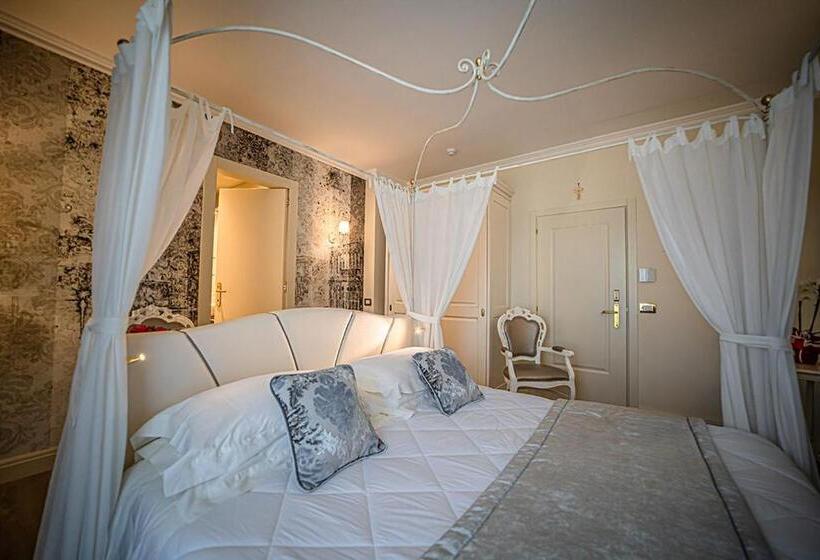 Номер Deluxe, Ca  D Oro Tre Stelle Superior Adults Only
