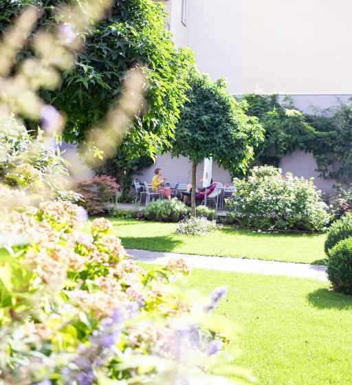 コンフォートシングルルーム, Stadthaus