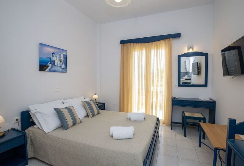 스탠다드 스튜디오, Louis Studios Santorini