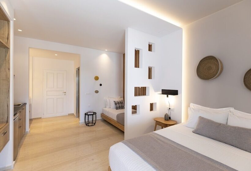 수피리어 스튜디오, Louis Studios Santorini