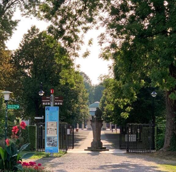 Номер Стандарт, Teutonia