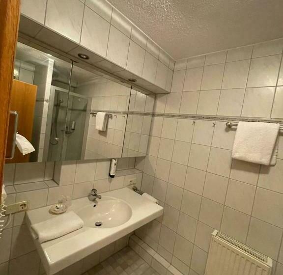 Номер Стандарт с Балконом, Astoria   Alexandra Krämer Ek