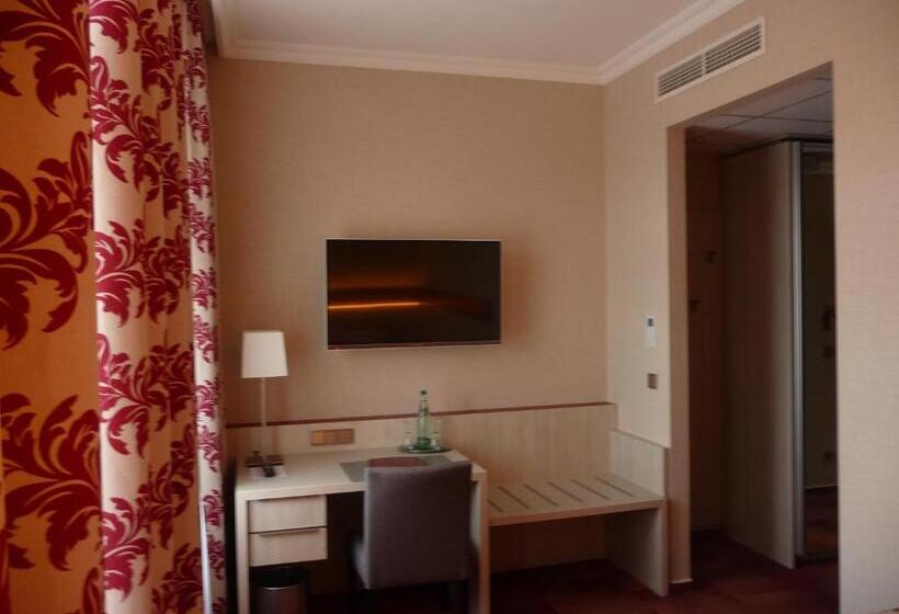 Quarto Deluxe Individual, Zur Alten Schmiede