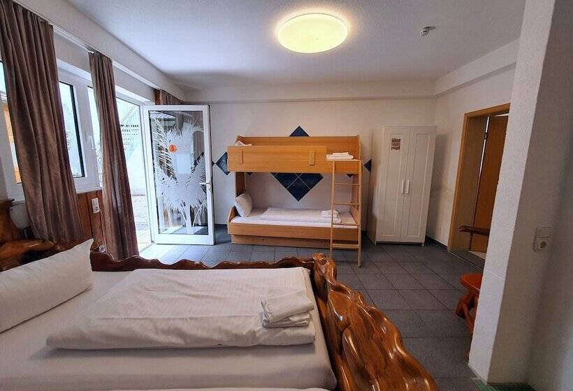 4인용 스탠다드 룸, Gastehaus Parkblick
