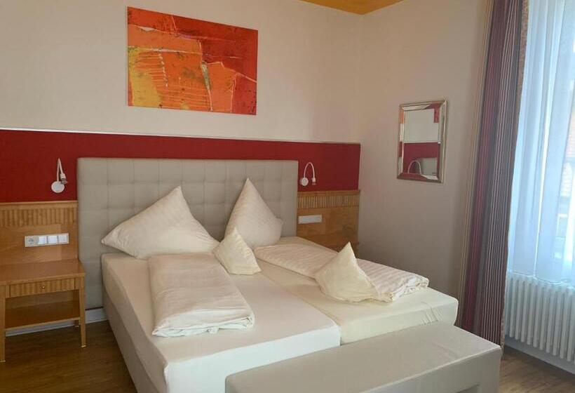 标准间带阳台, Villa Thea Hotel Am Rosengarten