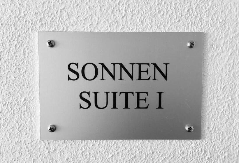 Люкс, Zur Sonne