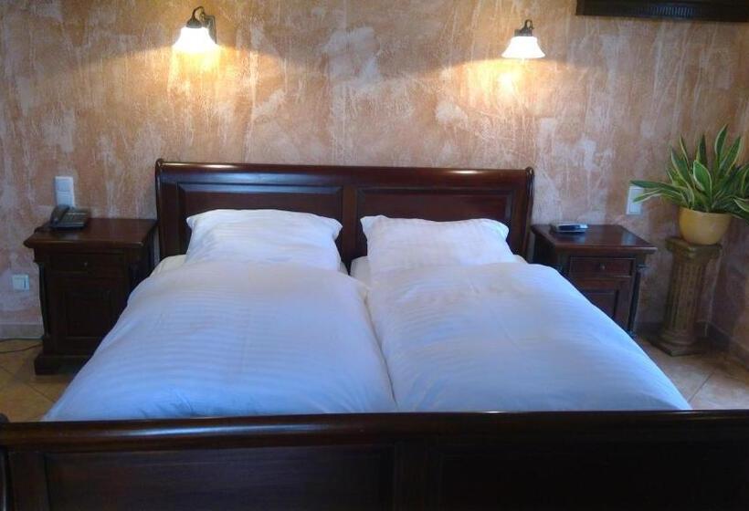 Номер Deluxe с Балконом, Gästehaus Chalet Ochtrup
