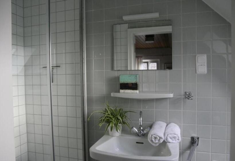古典房间, Rhein River Guesthouse   Direkt Am Rhein