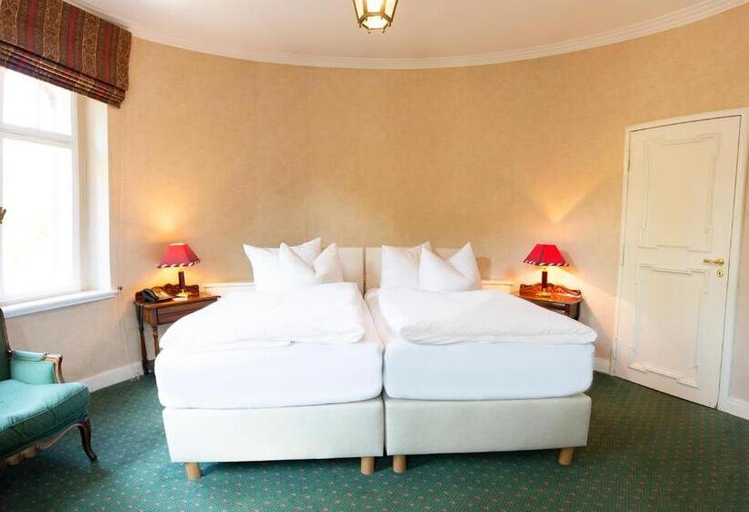 Номер Стандарт, Schlosshotel Villa Westerberge