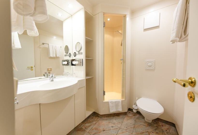 Номер Стандарт, Schlosshotel Villa Westerberge