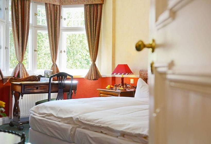 Номер Стандарт, Schlosshotel Villa Westerberge