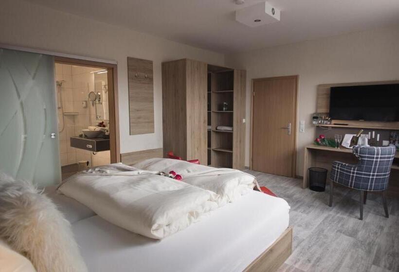 Номер Deluxe, Schwiizeralp Hotel & Restaurant