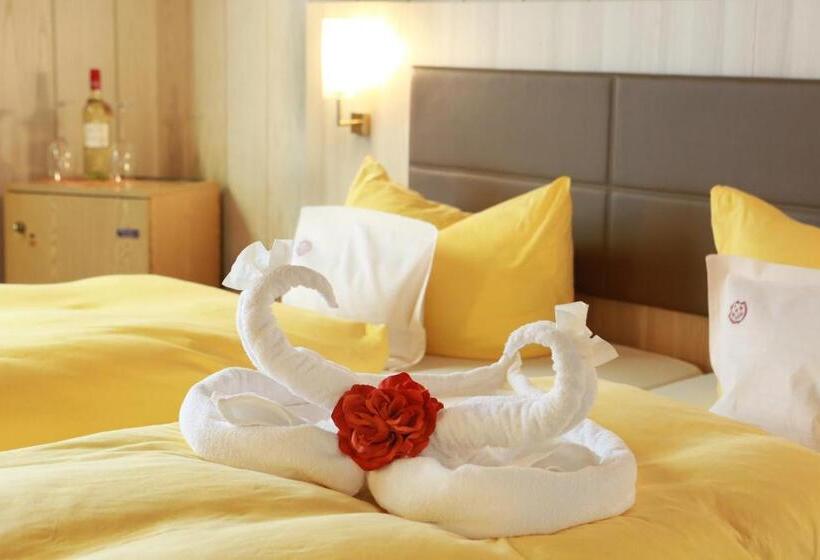 Номер Стандарт Трехместный, Sporthotel Göbel