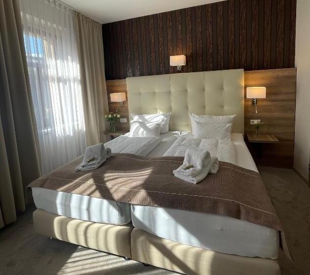 标准单人间, Zur Altstadt   Am Fuße Der Osterburg Gaststätte, Pension, Fewo