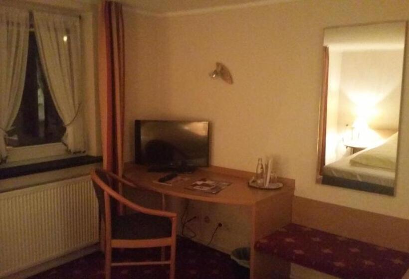 Номер Стандарт Индивидуальный, Land Gut Hotel Zur Brücke