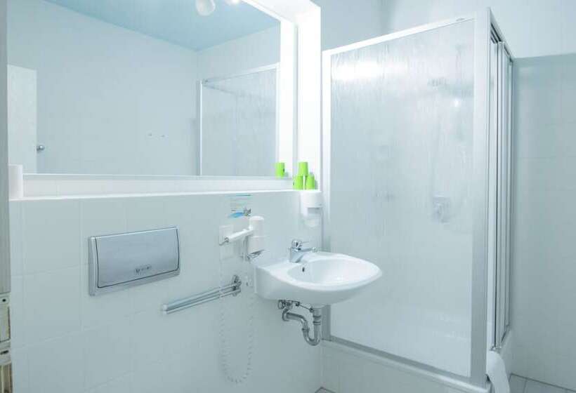 Номер Стандарт Трехместный, Erzgebirgshotel Freiberger Höhe