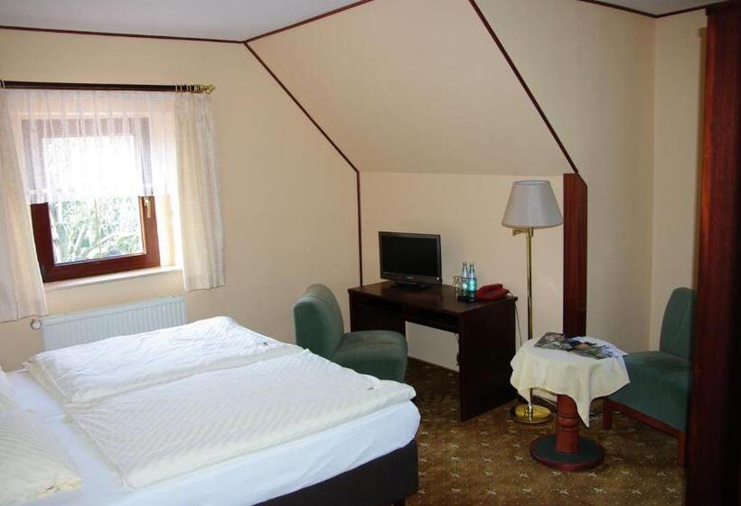 Номер Стандарт, Landhotel Goldener Löwe Mit Pension Am Taurastein