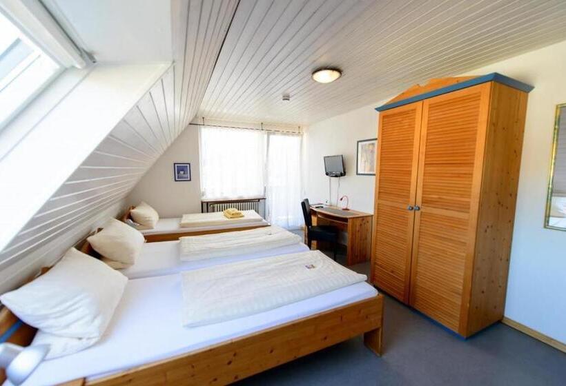 Номер Стандарт Трехместный, Gasthof Hotel Zum Rebstock
