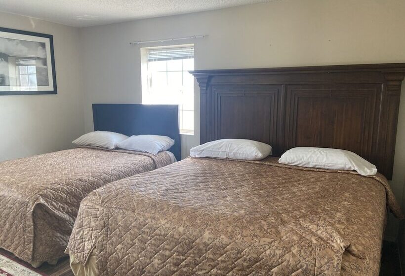 クイーンサイズベッドのスタンダードルーム, Caravan Inn Motel