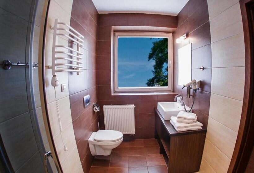 Семейный Номер, Boutique Hotel S I Milionowa