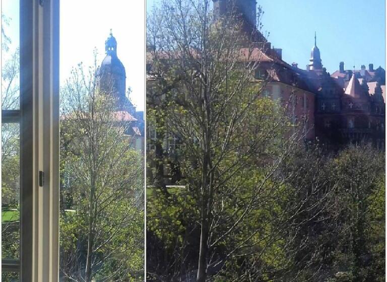 Номер Стандарт, Zamkowy