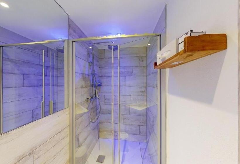 Номер Стандарт с Балконом, Landhotel Rosentaler Hof