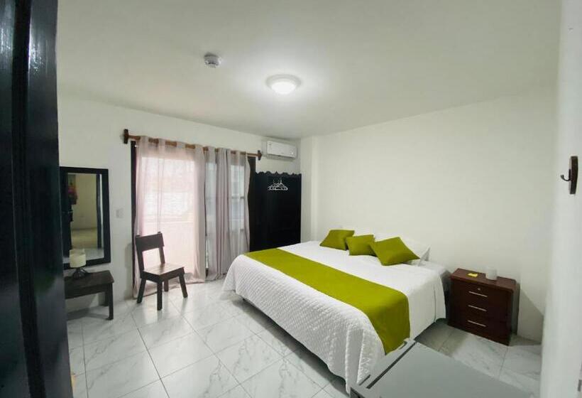 Номер Стандарт с Балконом, Hostal Carpao Lodging
