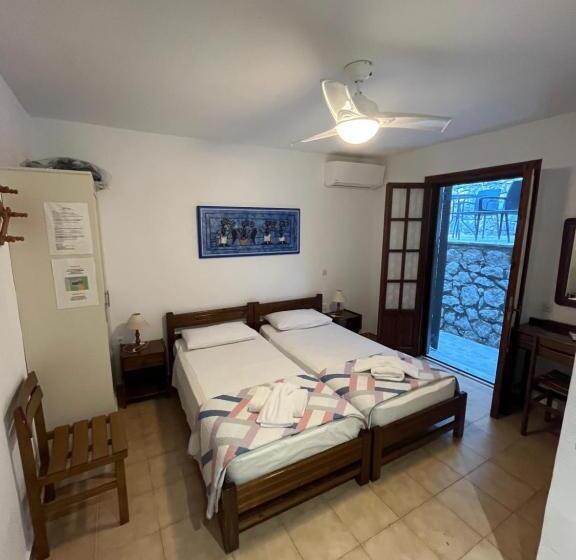 غرفة قياسية, Villa Perris Studios