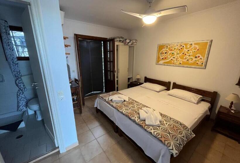 غرفة قياسية مزوَّدة بتراس, Villa Perris Studios