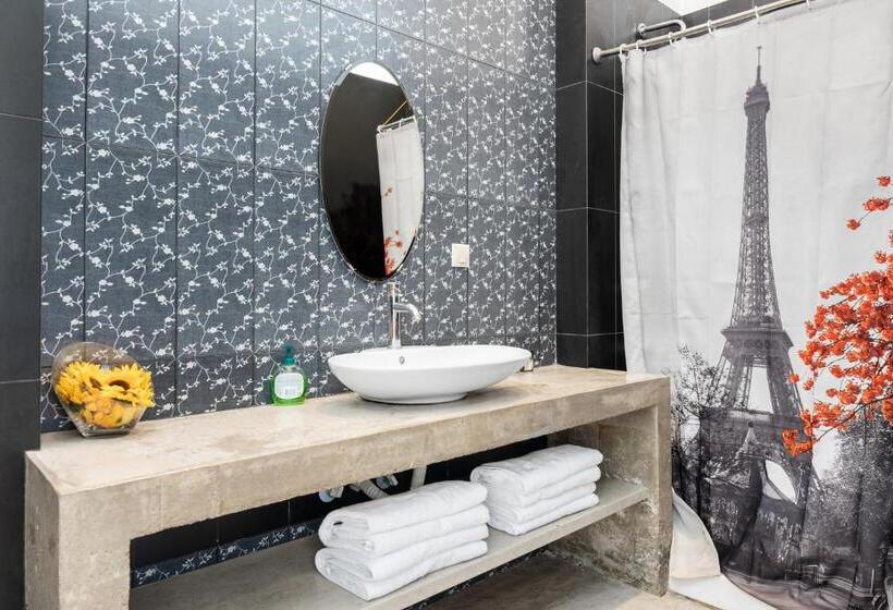 패밀리 스위트, Serenity Boutique Suites