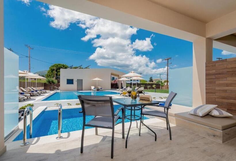 سوییت با چشم‌انداز استخر, Mystique Luxury Suites & Maisonettes