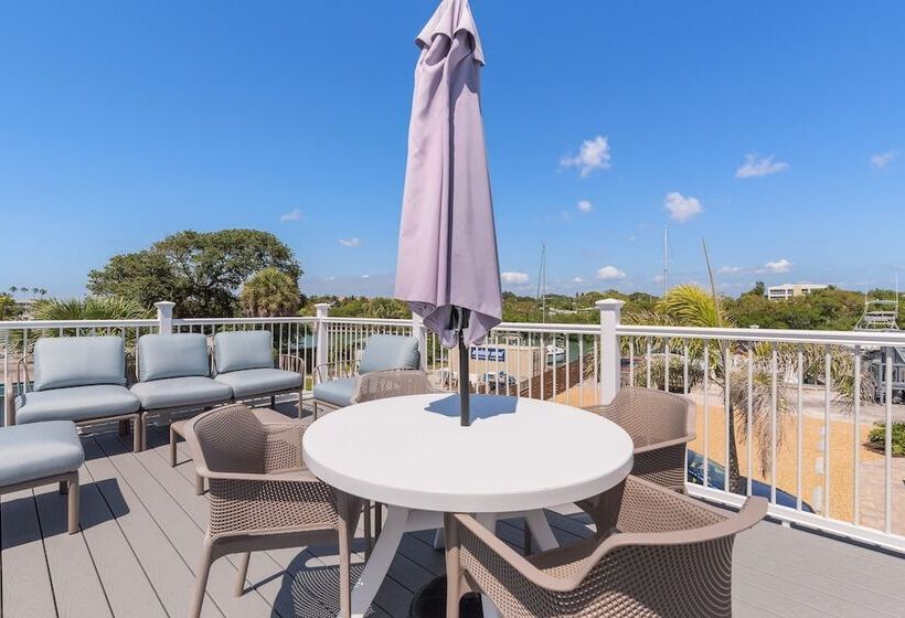 דירת דלוקס 2 חדרי שינה, Escape Resort & Marina