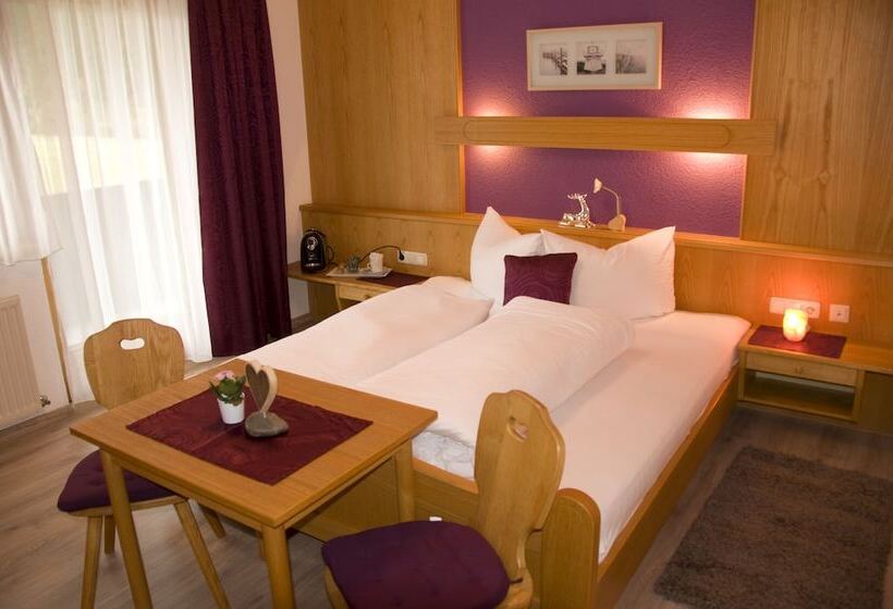 Семейный Номер, Haus Astoria