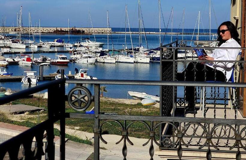 Standard Room with Balcony Side Sea View, Cala Marina