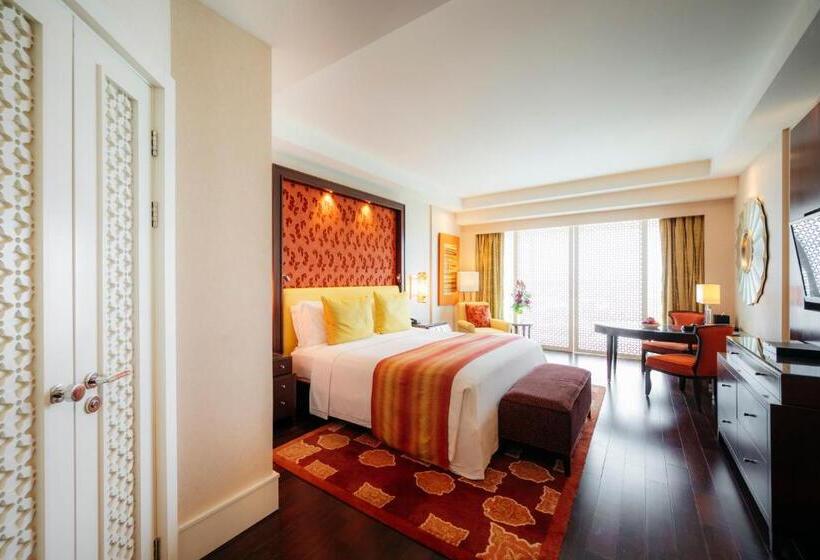디럭스 룸, The Ritz   Carlton, Bangalore