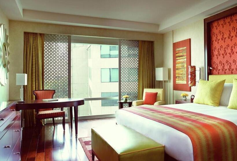 클럽 룸, The Ritz   Carlton, Bangalore