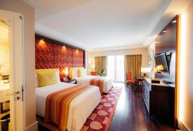 프리미엄 룸, The Ritz   Carlton, Bangalore