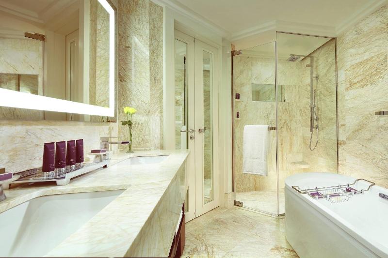 プレミアムルーム, The Ritz   Carlton, Bangalore