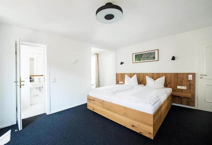 디럭스 룸, Stadthotel Waldhorn