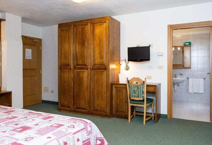 اتاق سوپریور سه تخته, Wellness Hotel Dolomia