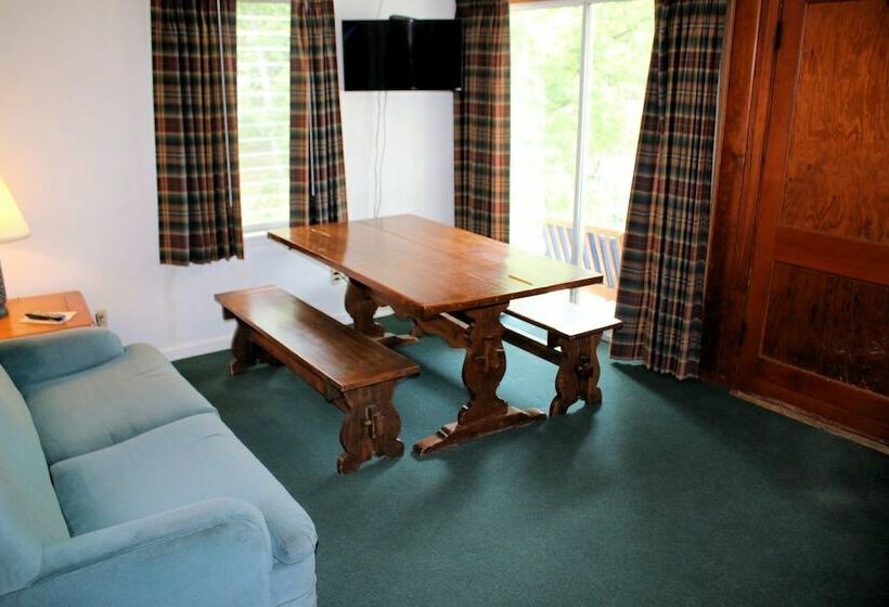 Апартаменты Economy 2 Спальни, Lynnhurst Family Resort