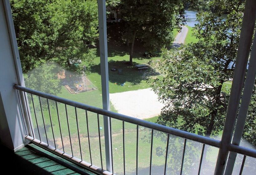Апартаменты 3 Спальни, Lynnhurst Family Resort