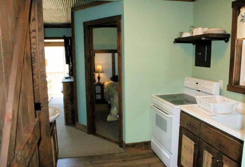 Хижина, Lynnhurst Family Resort
