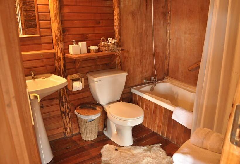 کابین, Mallin Colorado Ecolodge