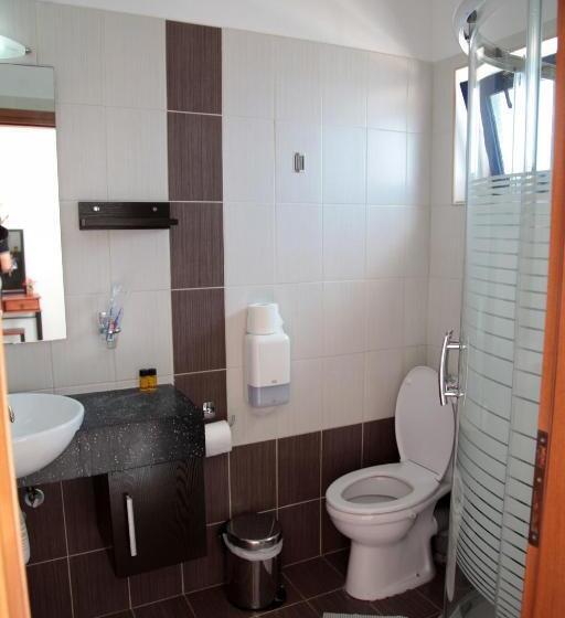 4인용 스탠다드 룸, Paralia Guest House