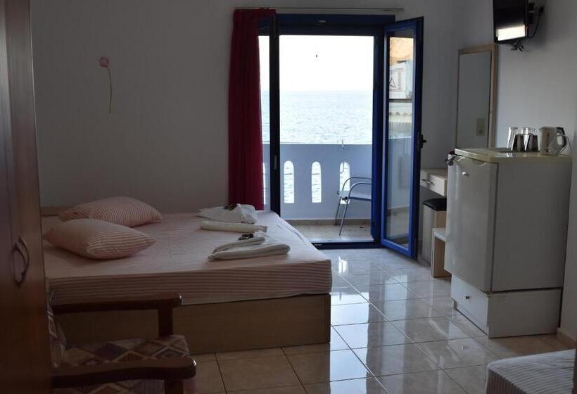 Номер Стандарт, Paralia Guest House