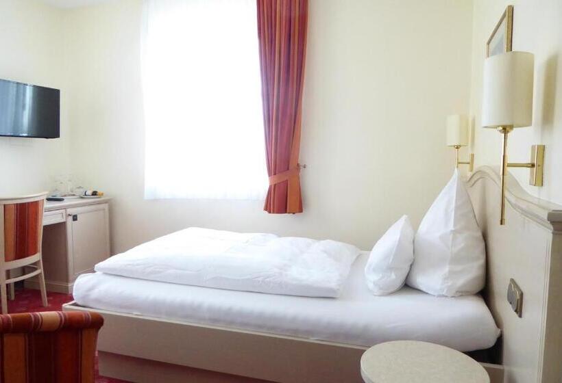 Quarto Estandar Individual, Seehotel Neue Liebe