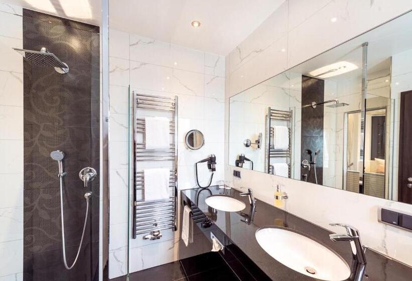 Полулюкс, Sieben Welten Hotel & Spa Resort