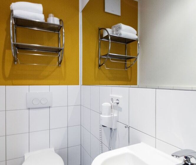 Номер Economy, Dream Inn Hotel Regensburg Ost